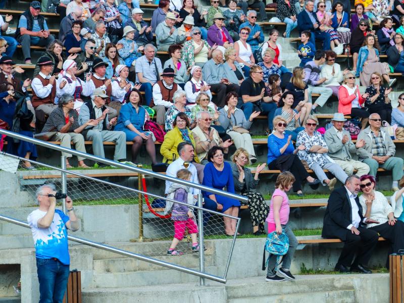 Chorinės muzikos ir šokių festivalis „Šviesa amžinoji dainos"