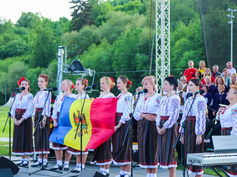 Chorinės muzikos ir šokių festivalis „Šviesa amžinoji dainos"