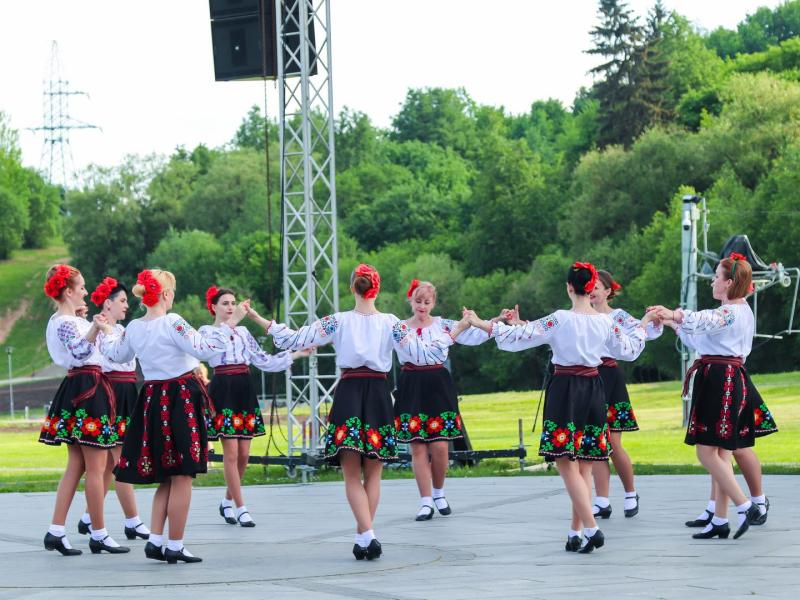 Chorinės muzikos ir šokių festivalis „Šviesa amžinoji dainos"