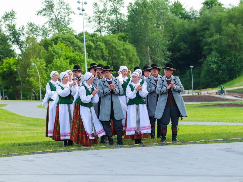Chorinės muzikos ir šokių festivalis „Šviesa amžinoji dainos"