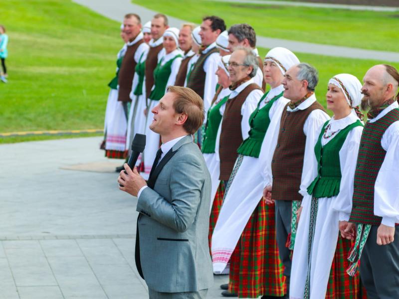 Chorinės muzikos ir šokių festivalis „Šviesa amžinoji dainos"