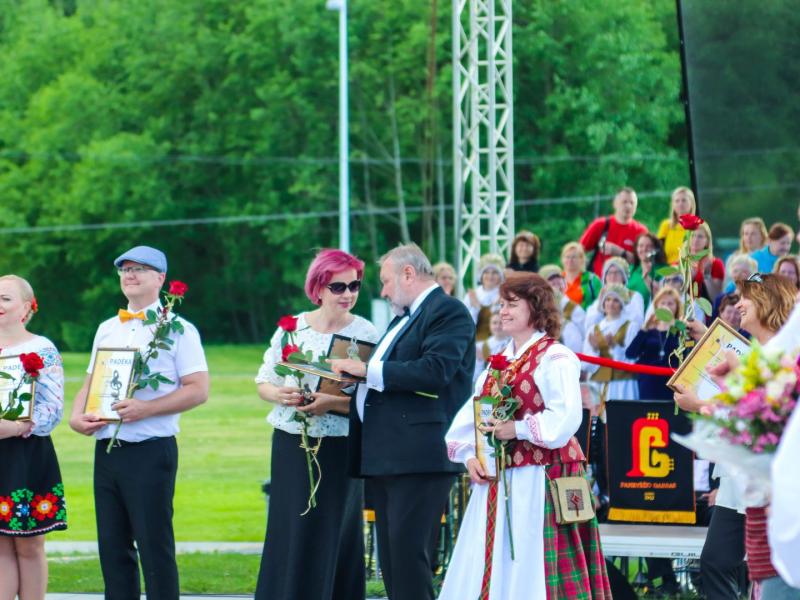 Chorinės muzikos ir šokių festivalis „Šviesa amžinoji dainos"