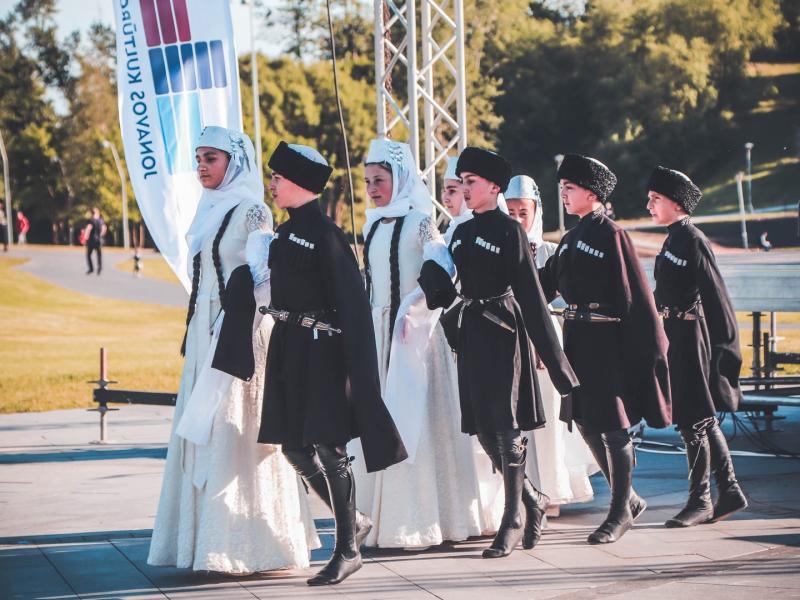Balsingi ir ugningi kolektyvai iš Sakartvelo (Gruzijos)
