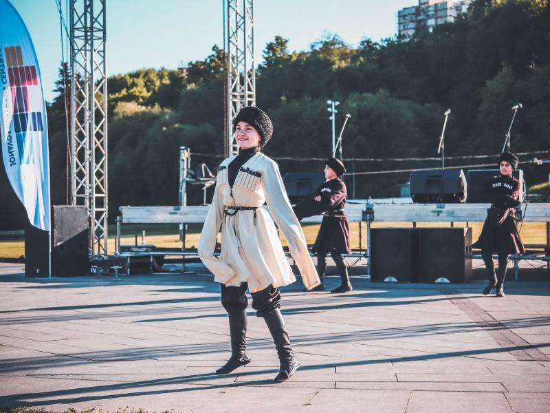 Balsingi ir ugningi kolektyvai iš Sakartvelo (Gruzijos)