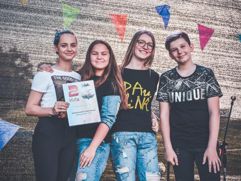 Vaikų POP Muzikos ir dailės festivalis-konkursas „Spalvų gama"