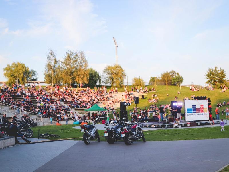 Roko muzikos vakaras