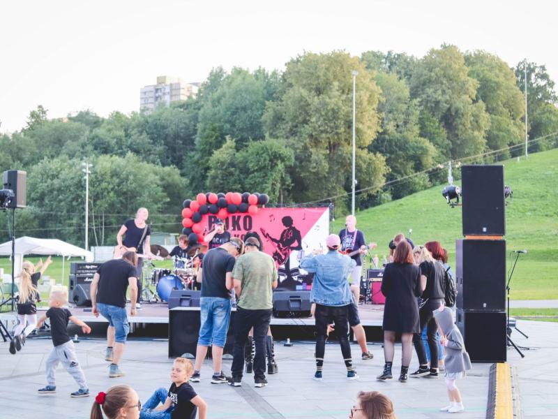 Roko muzikos vakaras