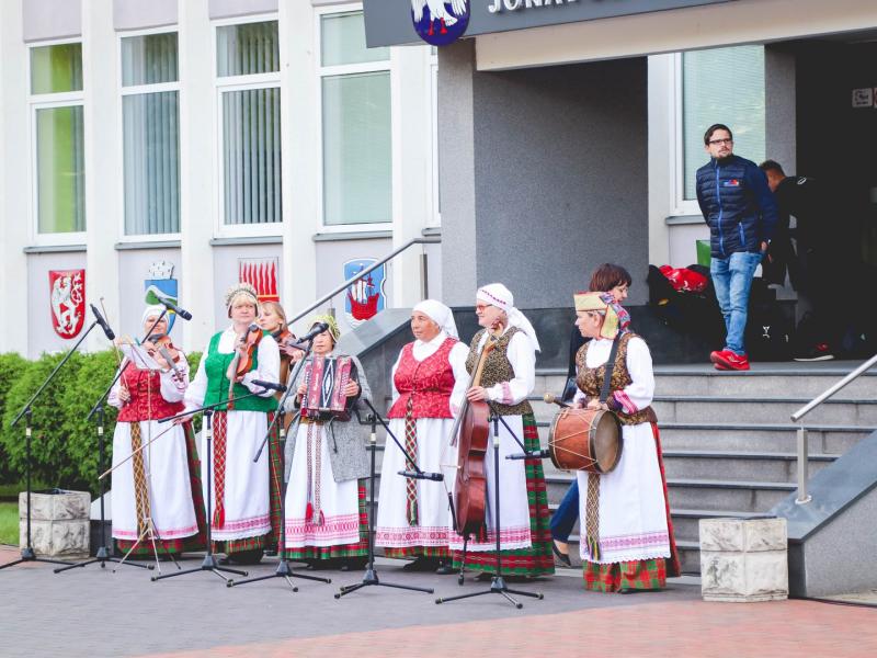 Akcija „Visa Lietuva šoka"