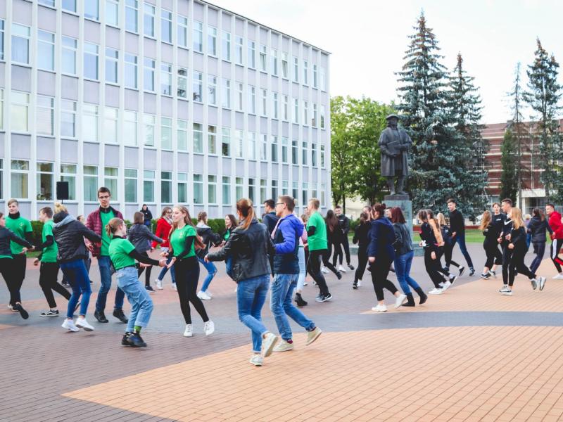 Akcija „Visa Lietuva šoka"