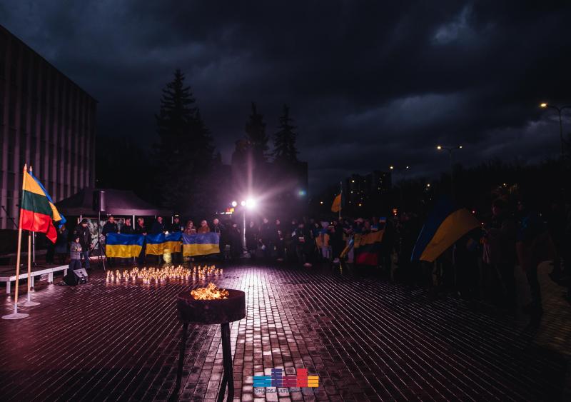 2-ųjų karo Ukrainoje metinių minėjimas