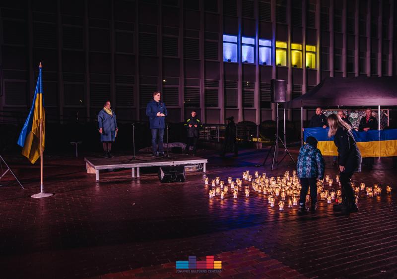 2-ųjų karo Ukrainoje metinių minėjimas