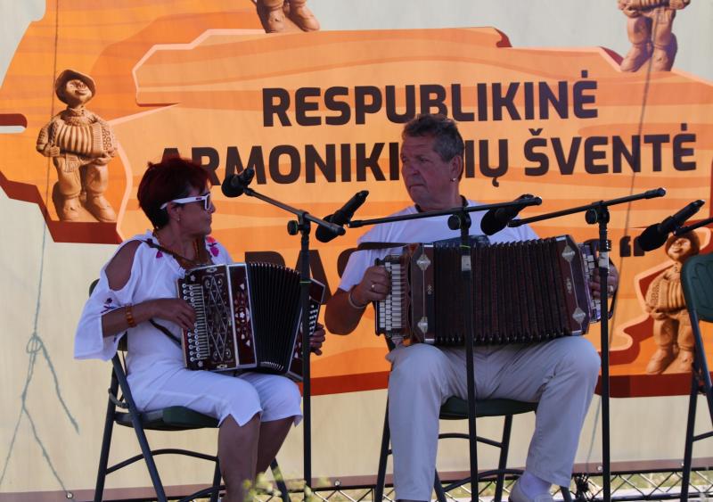 Respublikinė armonikierių šventė „Pas Jonus“