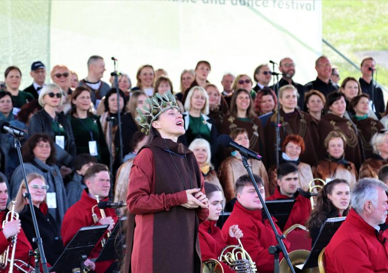 Tarptautinis muzikos ir šokio festivalis „Čia mes laimingi“