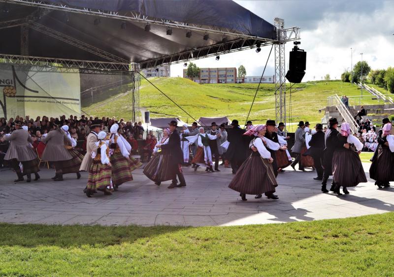 Tarptautinis muzikos ir šokio festivalis „Čia mes laimingi“