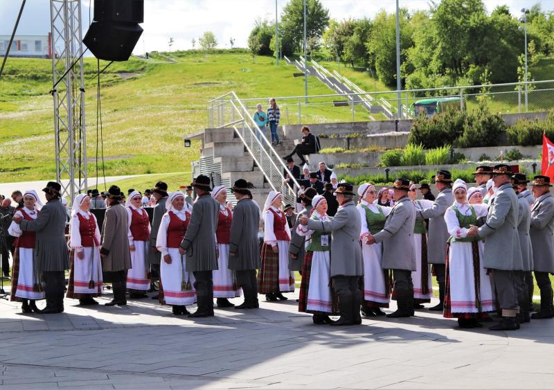 Tarptautinis muzikos ir šokio festivalis „Čia mes laimingi“