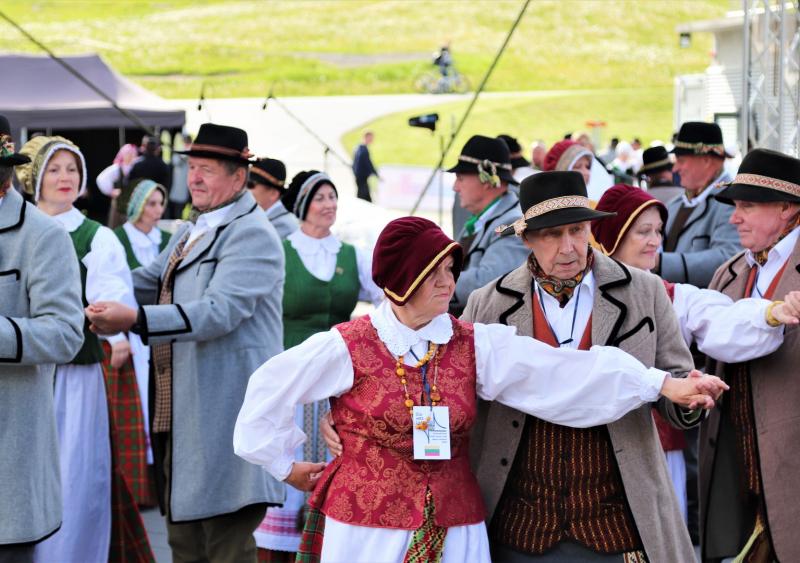 Tarptautinis muzikos ir šokio festivalis „Čia mes laimingi“