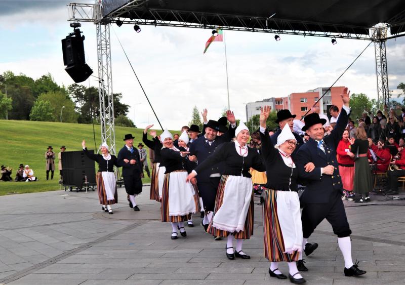 Tarptautinis muzikos ir šokio festivalis „Čia mes laimingi“