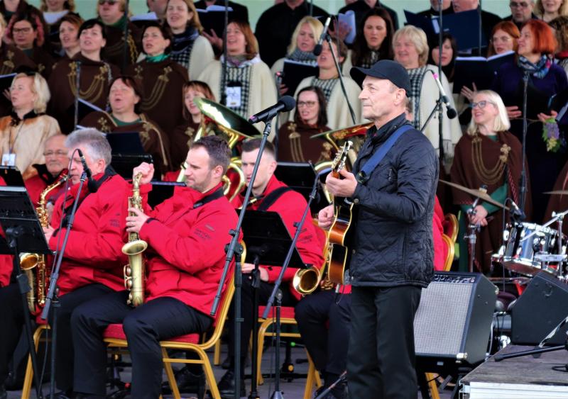 Tarptautinis muzikos ir šokio festivalis „Čia mes laimingi“