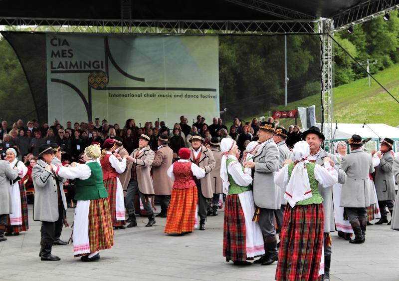 Tarptautinis muzikos ir šokio festivalis „Čia mes laimingi“