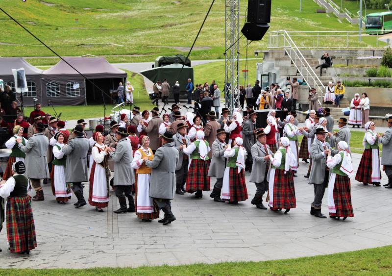 Tarptautinis muzikos ir šokio festivalis „Čia mes laimingi“