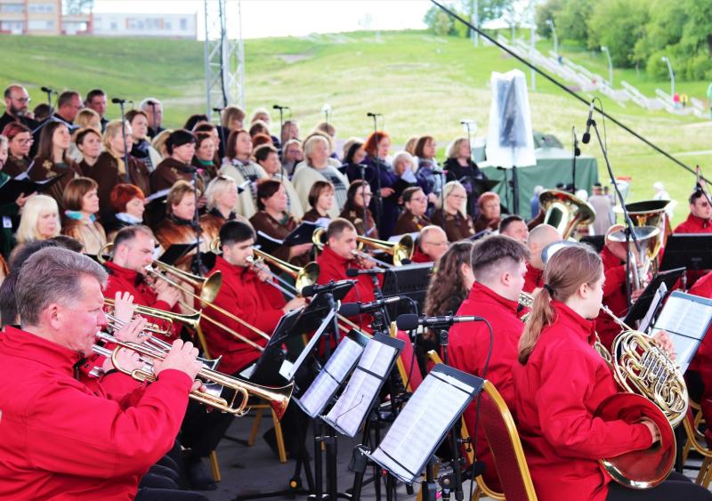 Tarptautinis muzikos ir šokio festivalis „Čia mes laimingi“