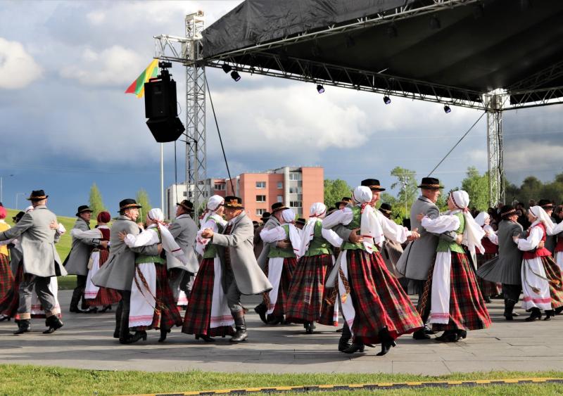Tarptautinis muzikos ir šokio festivalis „Čia mes laimingi“
