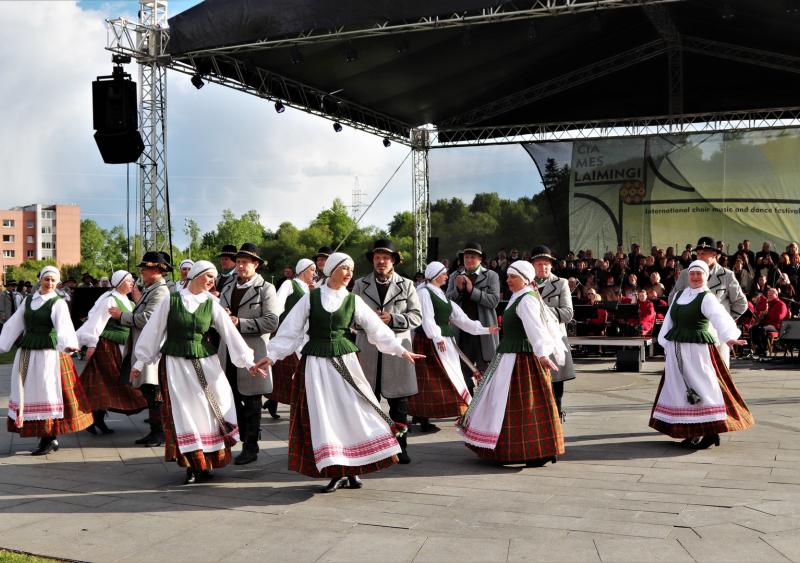 Tarptautinis muzikos ir šokio festivalis „Čia mes laimingi“