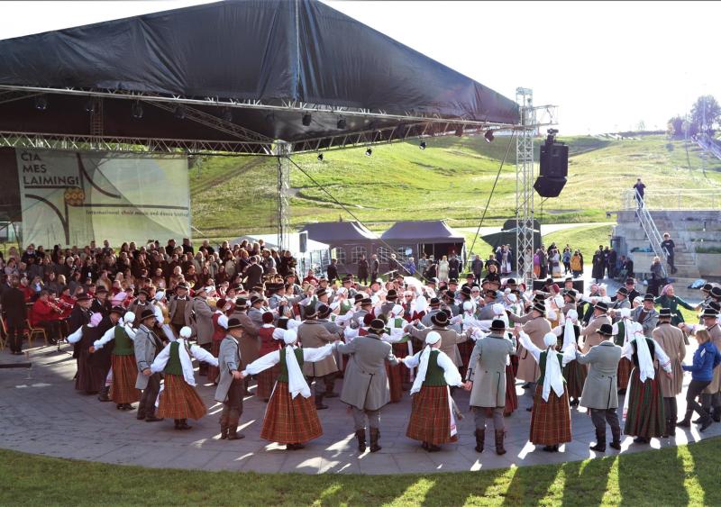 Tarptautinis muzikos ir šokio festivalis „Čia mes laimingi“