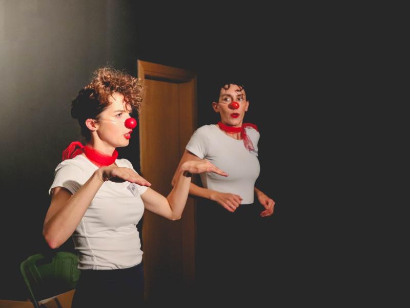 Teatro festivalis jaunimui „DEK"