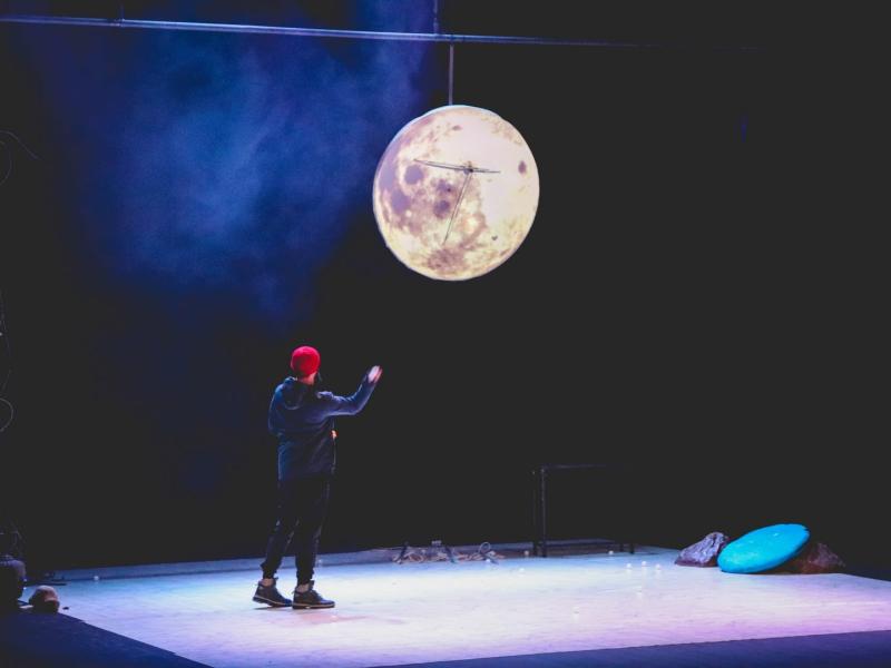 Teatro festivalis jaunimui „DEK"