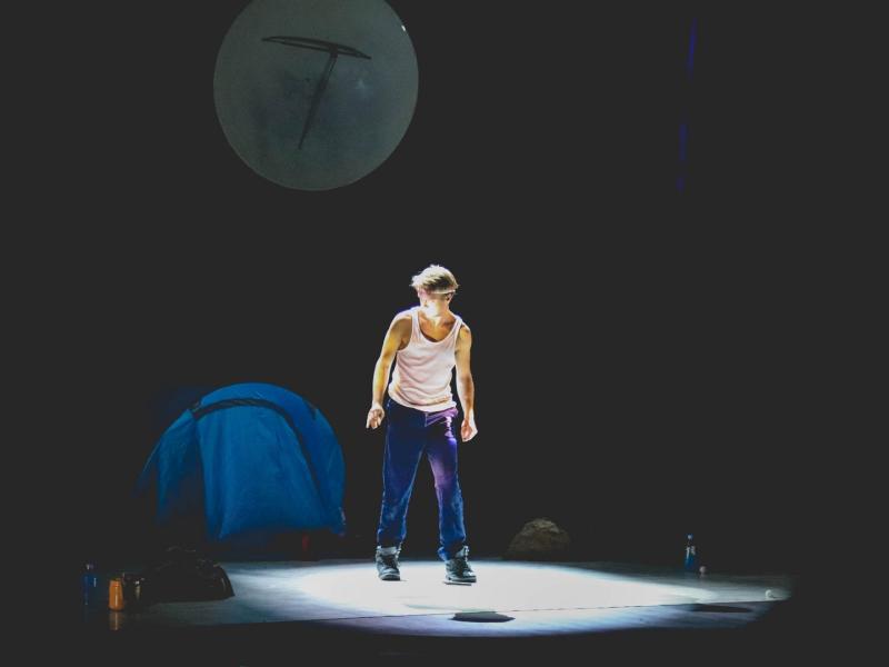 Teatro festivalis jaunimui „DEK"