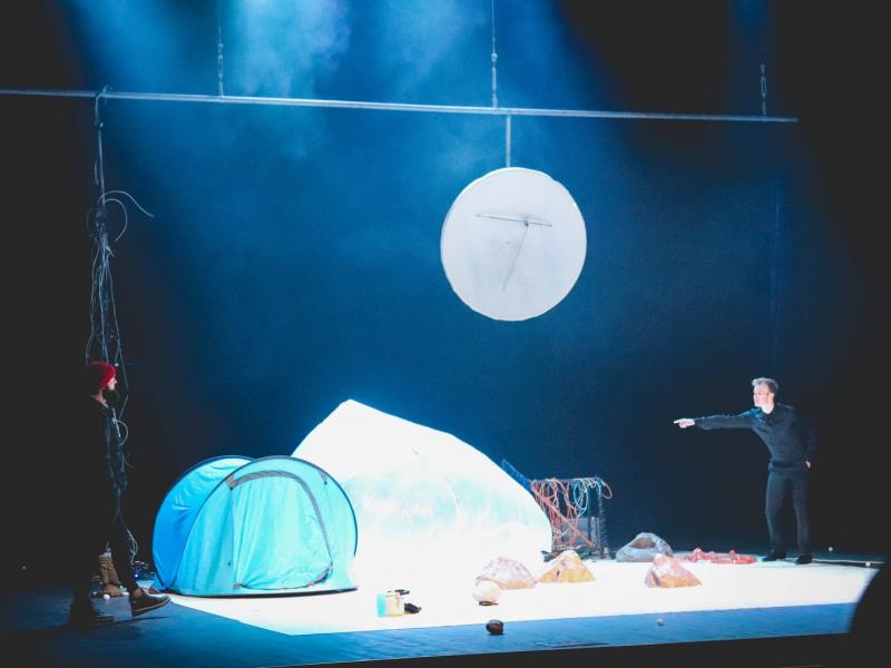 Teatro festivalis jaunimui „DEK"