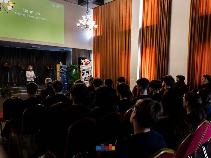 Interaktyvios parodos „Kartu žalesnės ateities link“ atidarymas 