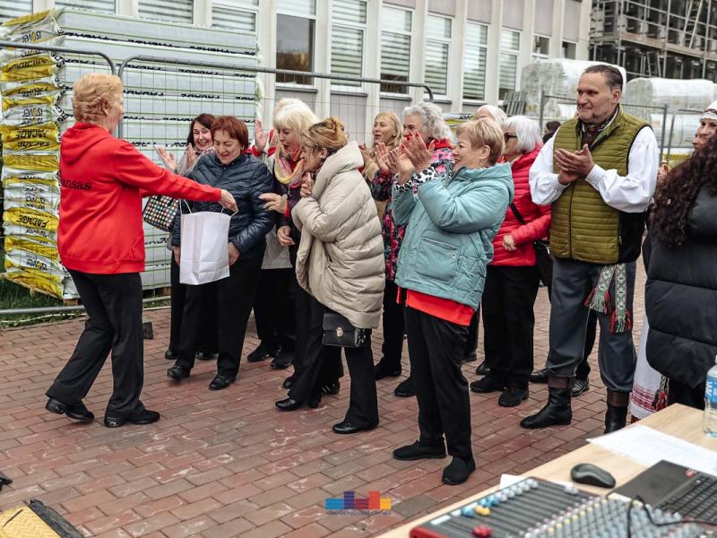 Šokio šventė!  „Ei, šokėjau, sukis vėju!“