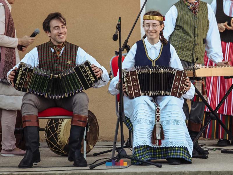 Folkloro šventė „Suskrido visi paukšteliai“