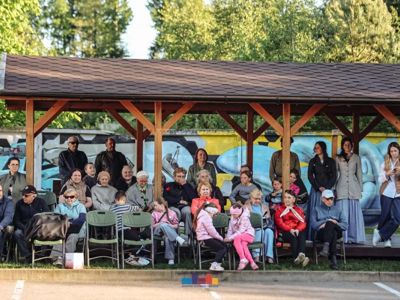 Folkloro šventė „Suskrido visi paukšteliai“