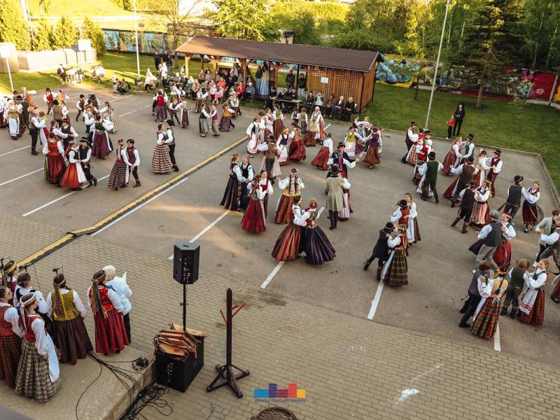 Folkloro šventė „Suskrido visi paukšteliai“