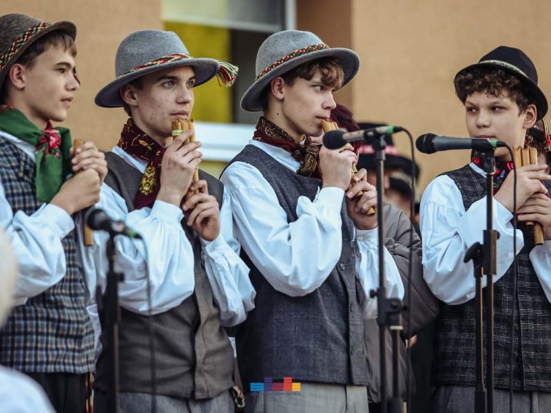 Folkloro šventė „Suskrido visi paukšteliai“