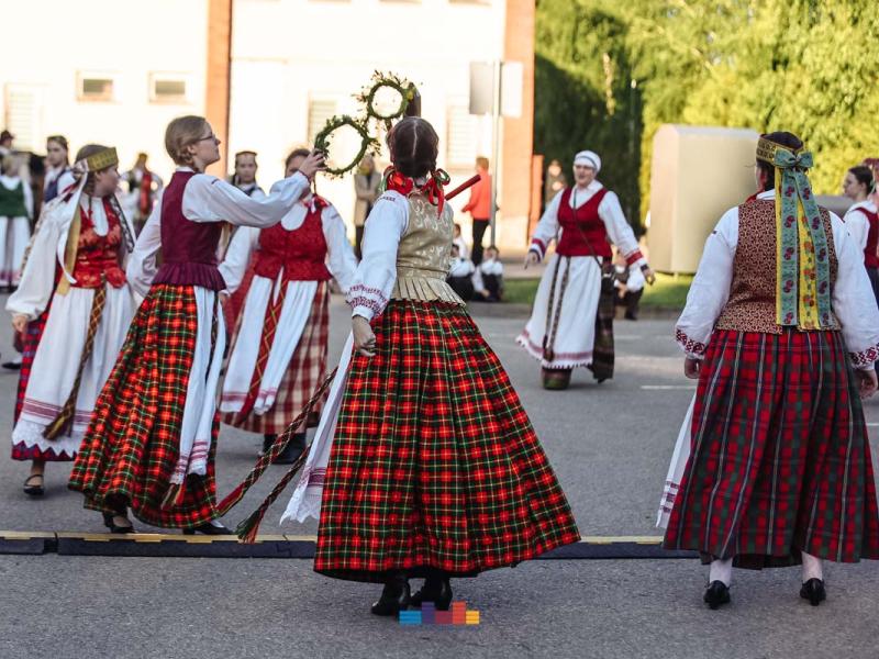 Folkloro šventė „Suskrido visi paukšteliai“