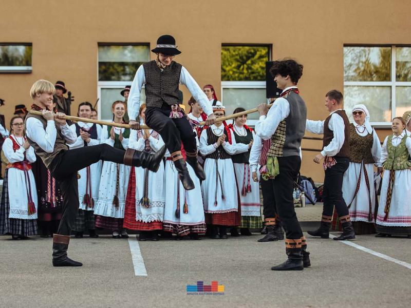 Folkloro šventė „Suskrido visi paukšteliai“