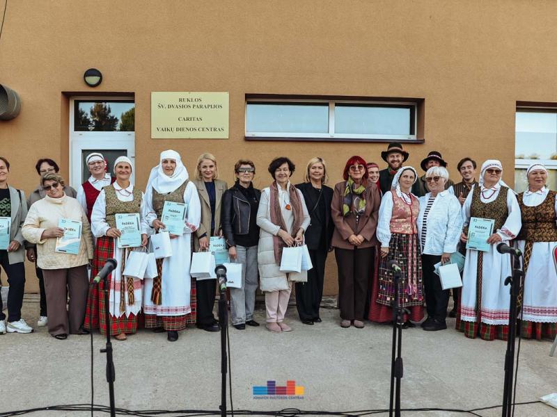 Folkloro šventė „Suskrido visi paukšteliai“