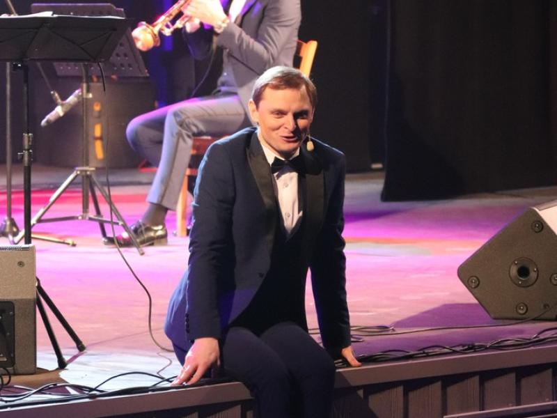 L. Mikalausko ir E. Sašenko koncertas su pučiamųjų kvartetu „Brass bravo“ „Tu ateik į pasimatymą“