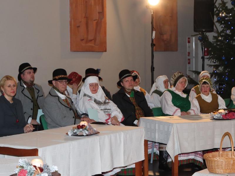 Vakaras – jaukume Advento