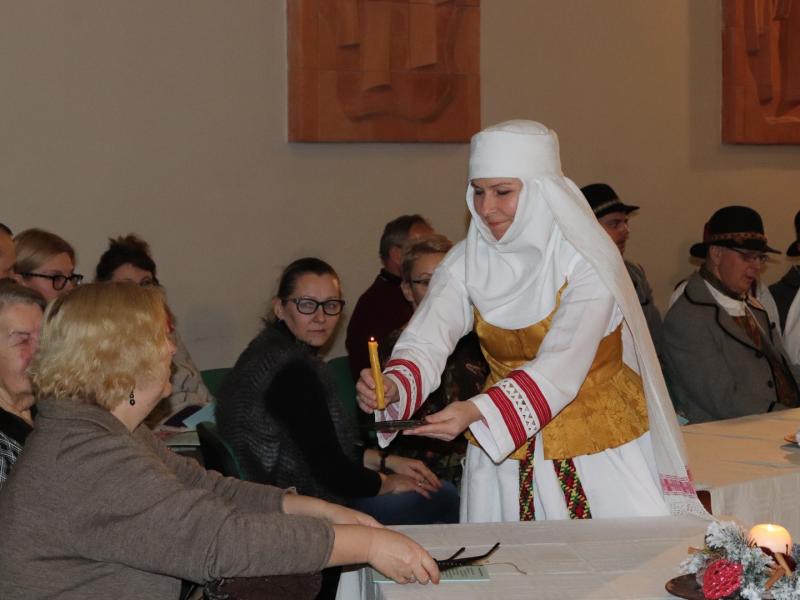 Vakaras – jaukume Advento