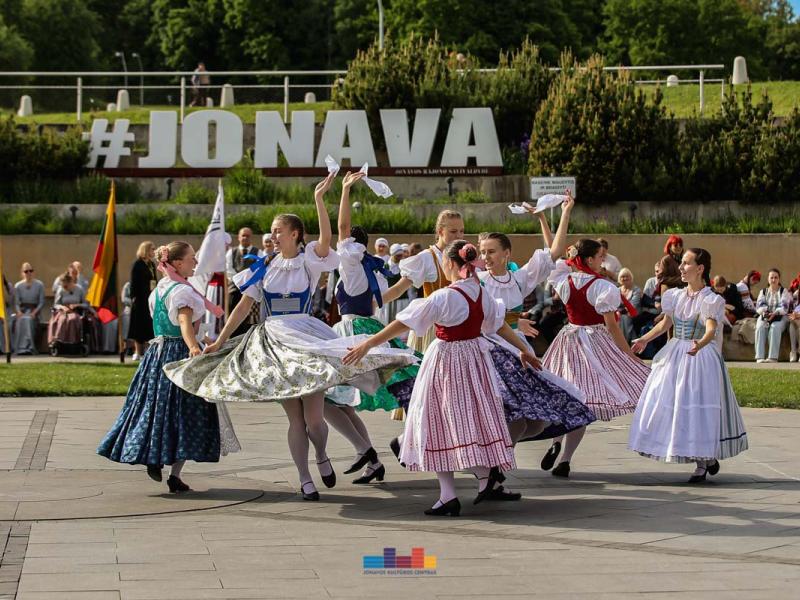 „Čia mes laimingi“ Jonavoje