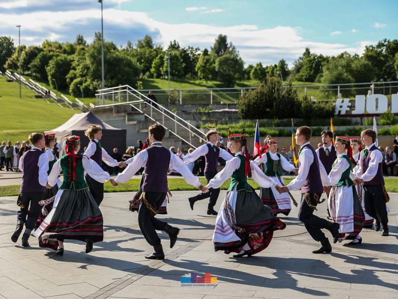 „Čia mes laimingi“ Jonavoje