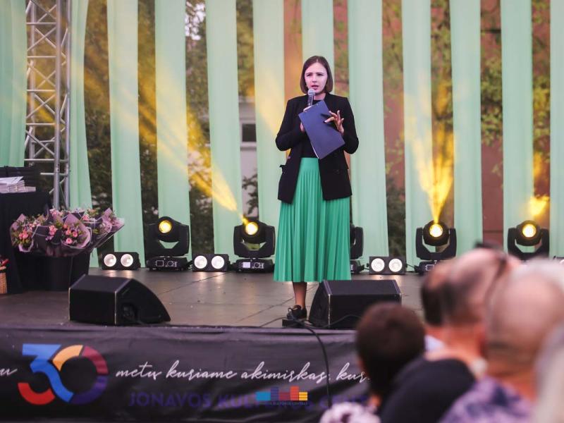 Draugų vakaras „Pakylėti kartu“