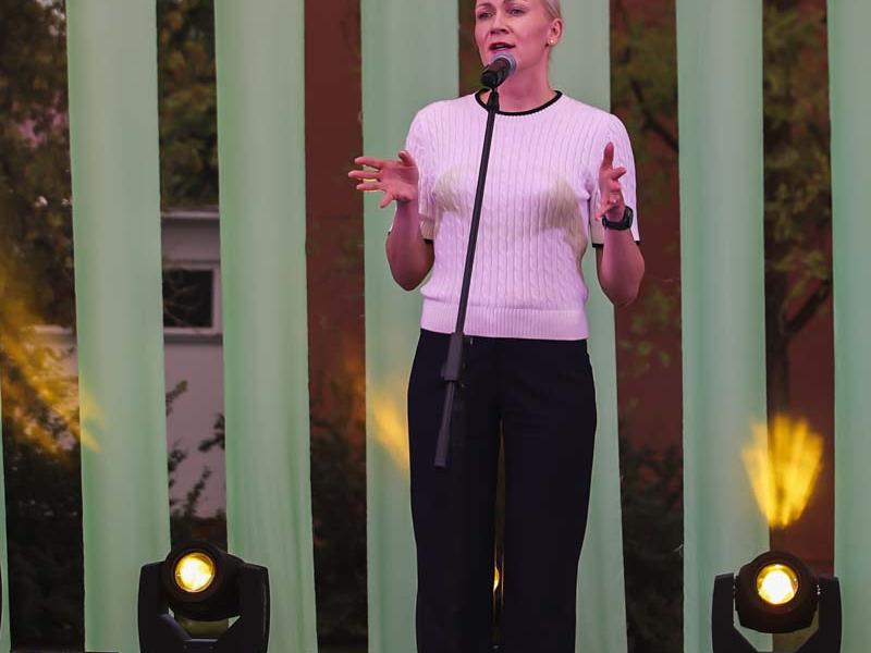 Draugų vakaras „Pakylėti kartu“