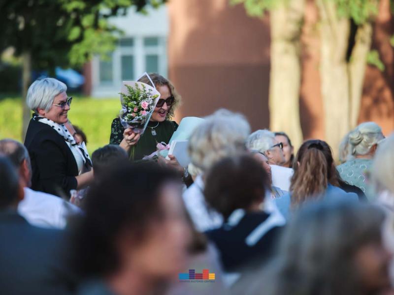 Draugų vakaras „Pakylėti kartu“