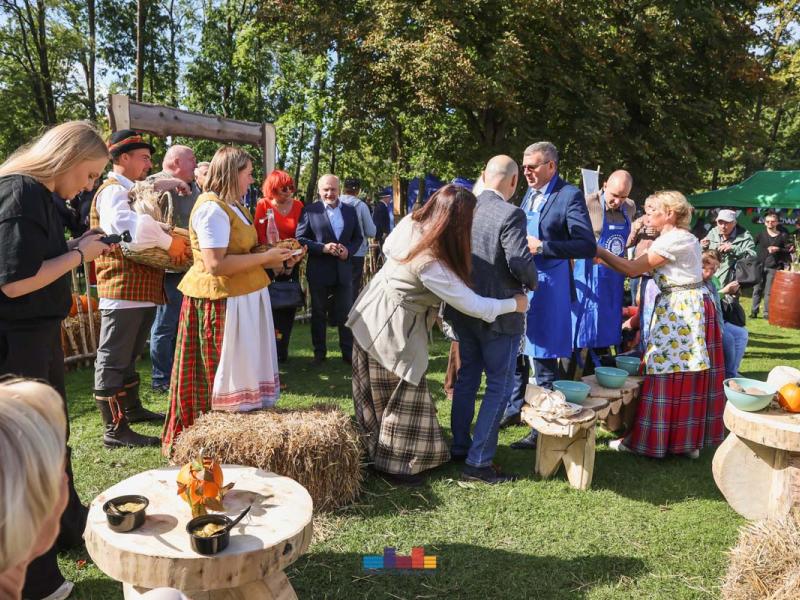 Tradicinis rudens kermošius Jonavoje